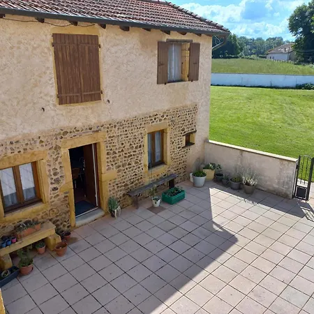 Ferienhaus Du Gaicoton 15 Places Piscine Saint-Hilaire-sous-Charlieu